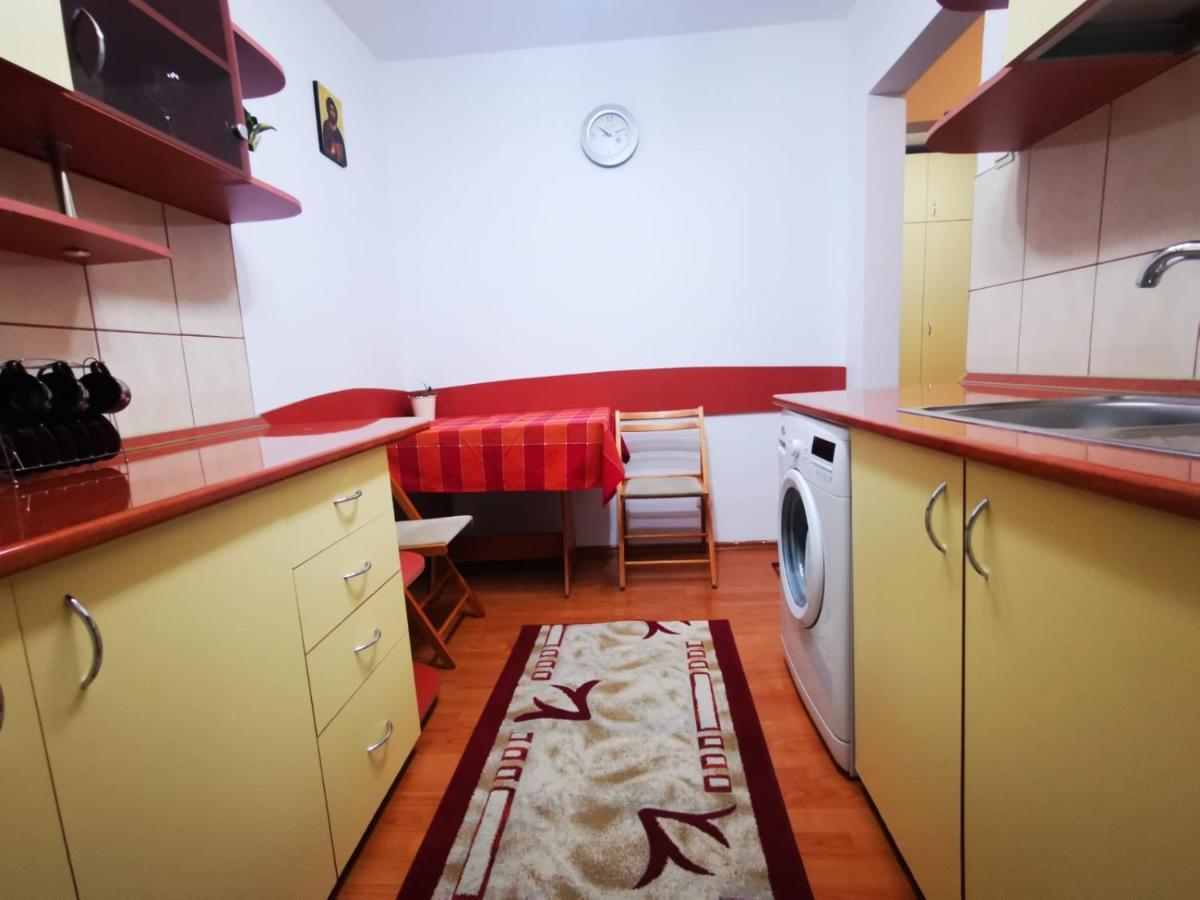 Bright And Cozy Apartment! Cluj-Napoca Ngoại thất bức ảnh