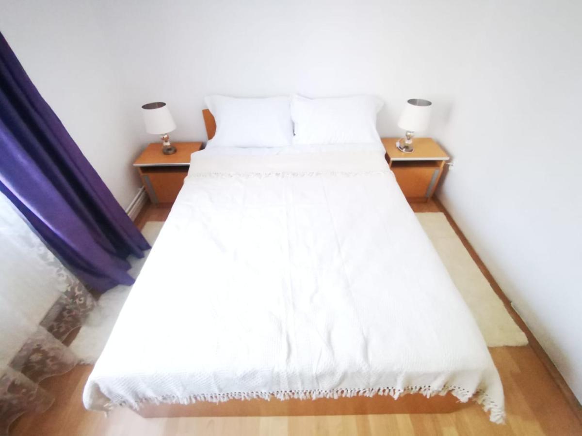 Bright And Cozy Apartment! Cluj-Napoca Ngoại thất bức ảnh