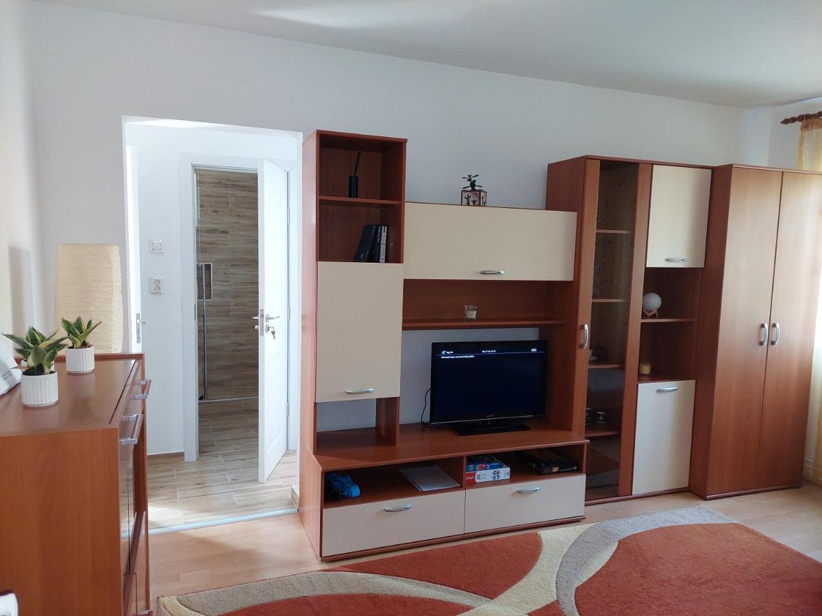 Bright And Cozy Apartment! Cluj-Napoca Ngoại thất bức ảnh