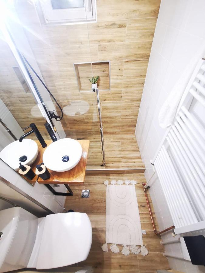 Bright And Cozy Apartment! Cluj-Napoca Ngoại thất bức ảnh